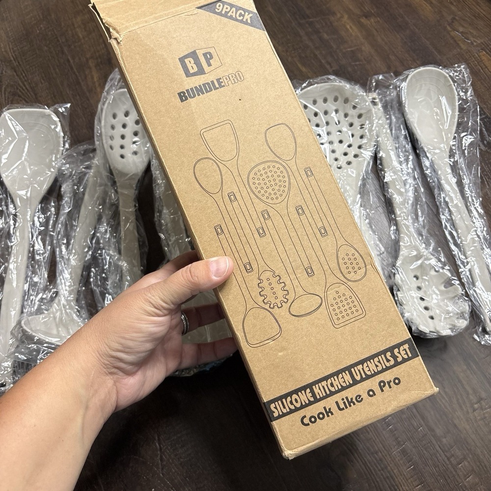 Bundle Pro 9 Piece Silicone Kitchen Utensils Set - Khaki Color - NEW